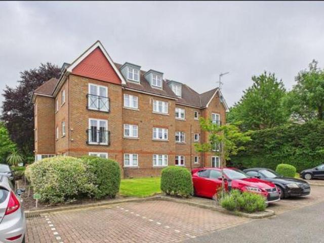 House for sale in Holywell Estate, North Watford