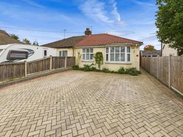 House for sale in Chipping Hill, Essex