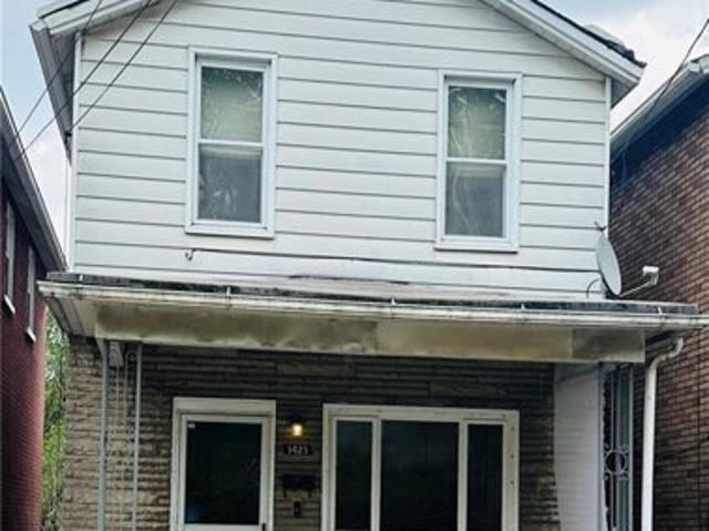 House for sale in Braddock