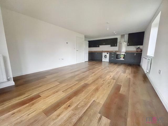Apartment for rent in Prestbury, Golden Valley