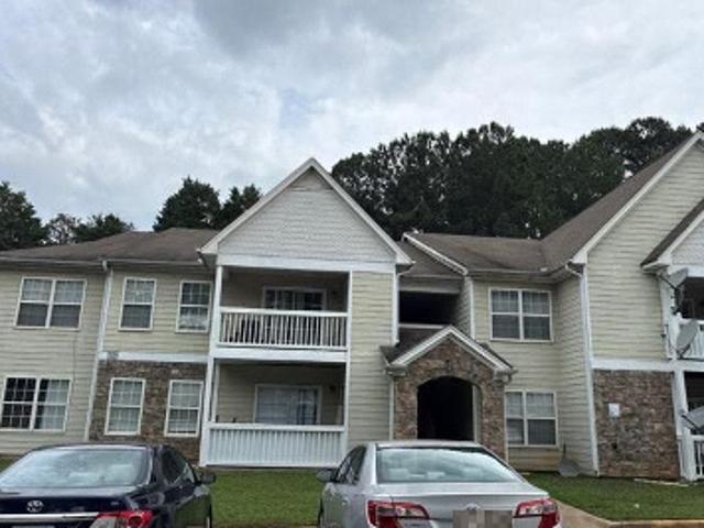 Condo for sale in Scottdale, Georgia