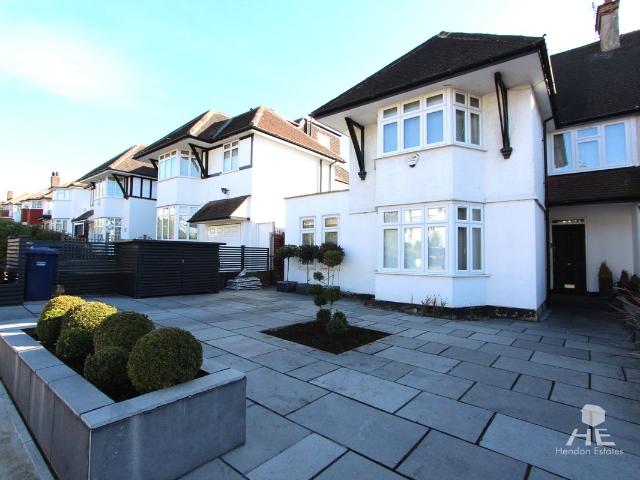 Studio for rent in London Borough of Barnet, Greater London