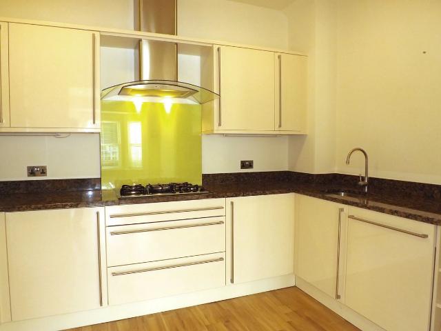 Apartment for rent in Colebrook Village, Mount Wise