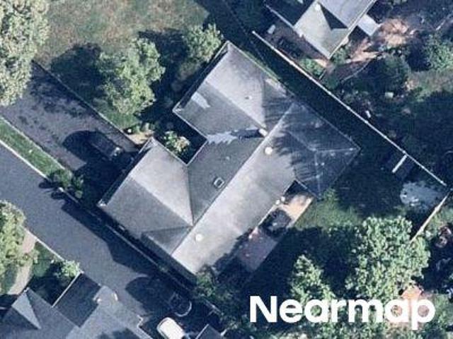 House for sale in Clark, New Jersey