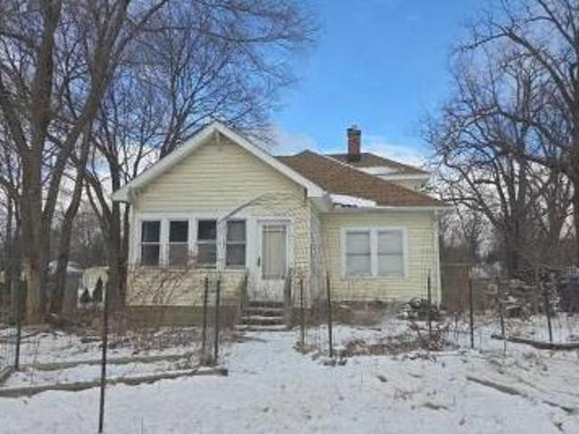 House for sale in Niagara, New York