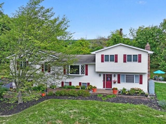 House for sale in Highland Mills, New York