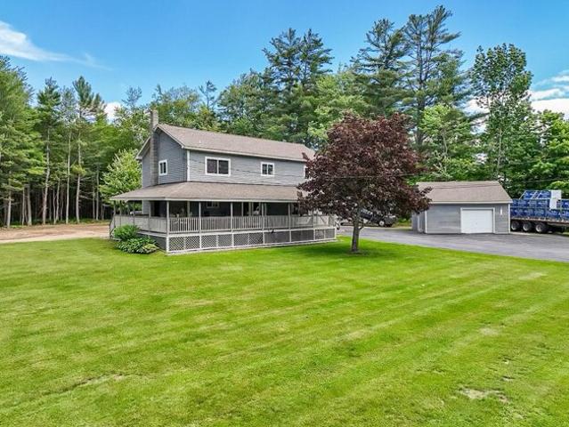 House for sale in Peru, Maine