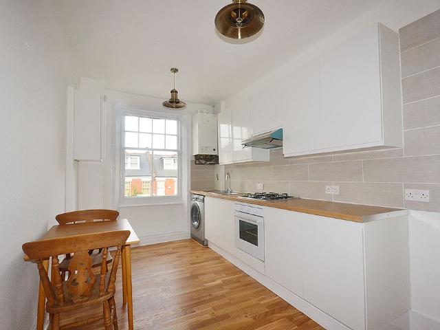 Apartment for rent in Stroud Green, Greater London