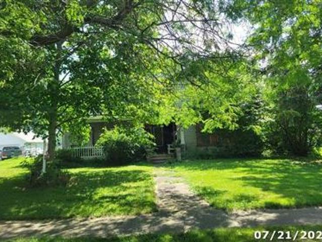 House for sale in Monroeville