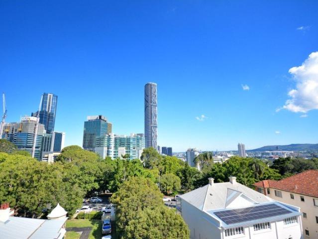 Apartment for rent in Toombul, Queensland