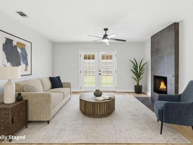 House for sale in Irving, Texas