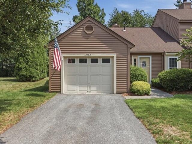 Condo for sale in Clinton, Massachusetts