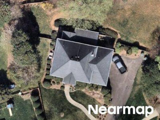 House for sale in Pfafftown, North Carolina