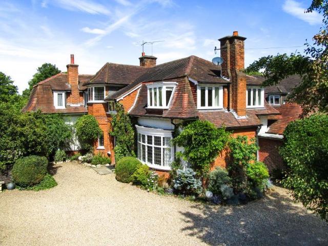 House for rent in Sunningdale