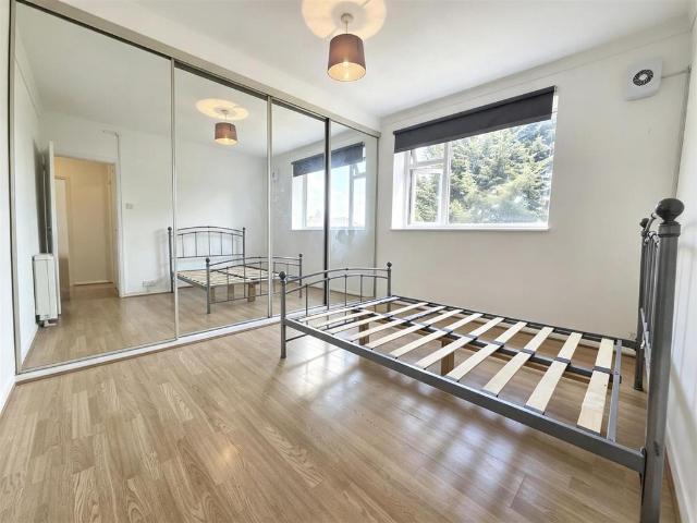 Apartment for rent in Palmers Green, Greater London