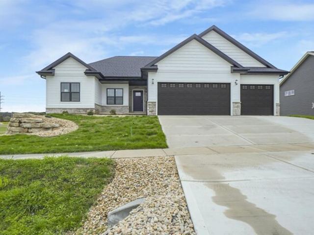 House for sale in Cross Plains, Wisconsin