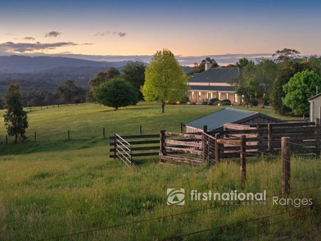 Cottage for sale in Macclesfield, Melbourne