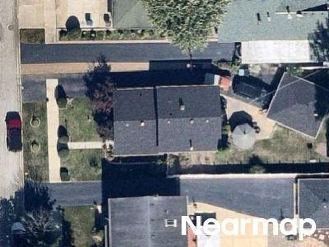 House for sale in Midlothian, Illinois