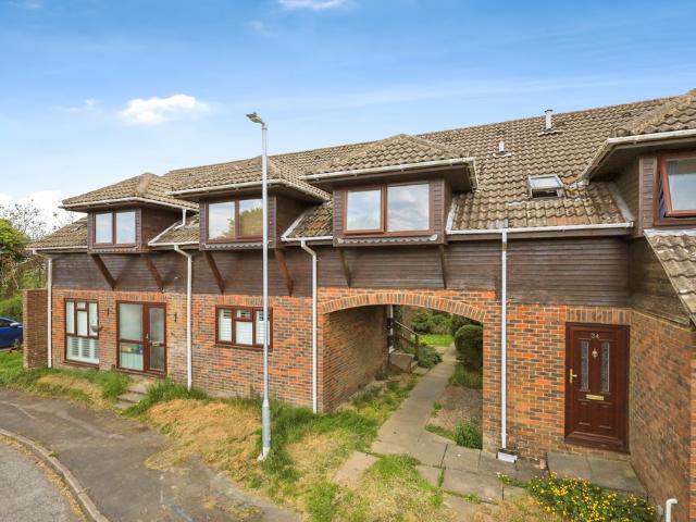 Apartment for rent in Cross In Hand, East Sussex