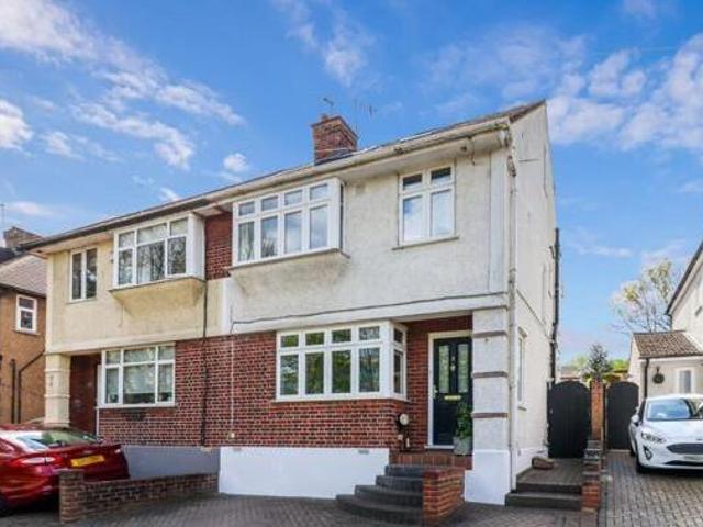 House for sale in Pouchen End, Hertfordshire