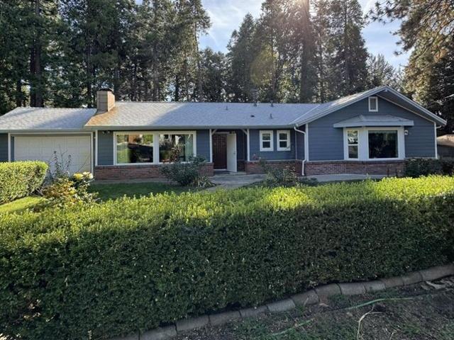 House for sale in Pollock Pines, California