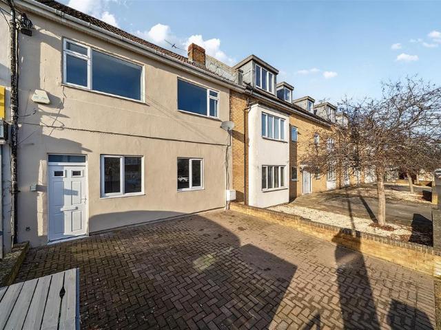 Apartment for rent in Hengrove, Bristol