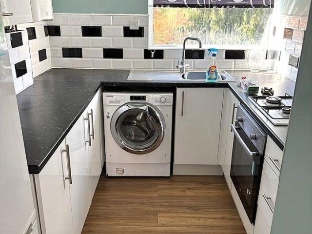 Apartment for rent in Falcon Lodge, Wales