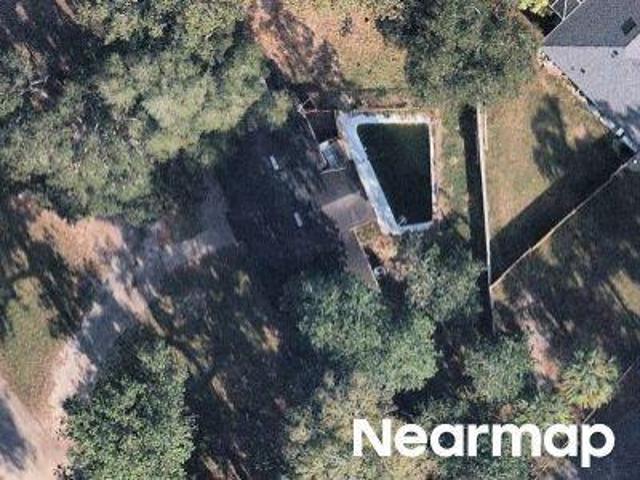 House for sale in De Leon Springs, Florida