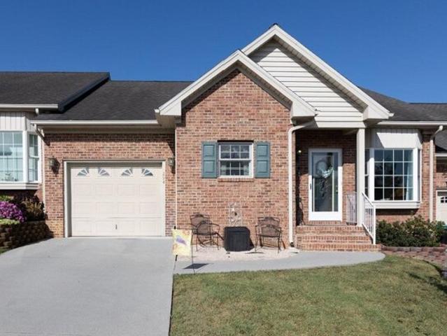 House for sale in Broadway, Virginia