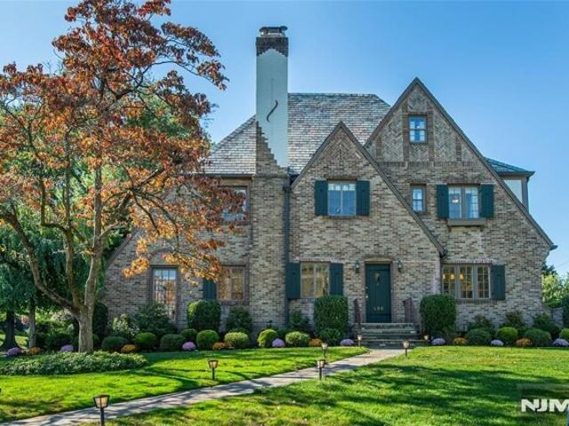 House for sale in Glen Ridge, Essex County