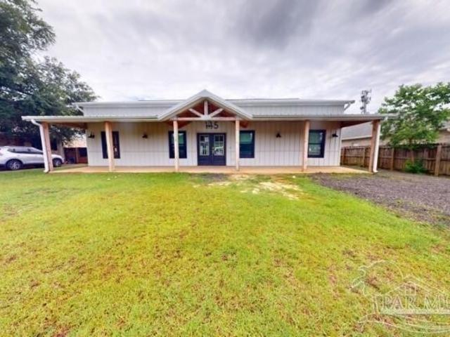 House for sale in Mary Esther