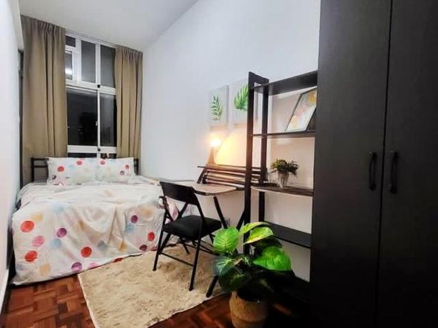 Condominium for rent in Ulu Pandan