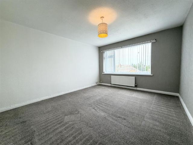 Apartment for rent in Pensby, Liverpool City Region
