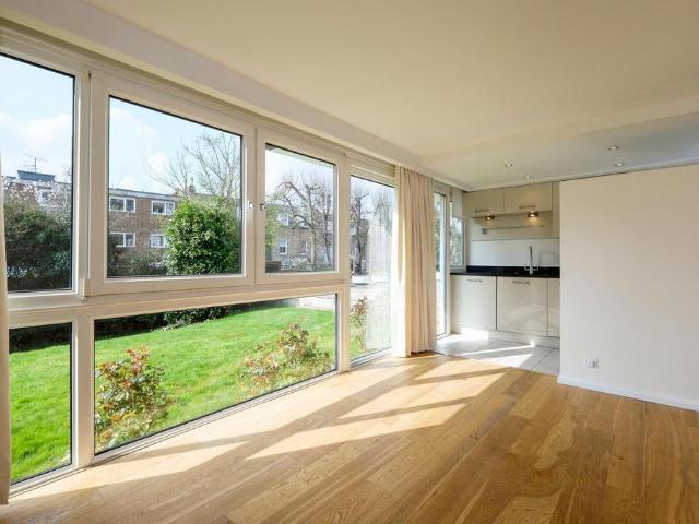 House for rent in North Sheen, Greater London