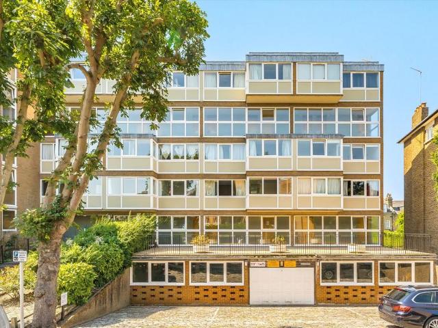 Apartment for rent in North Sheen, Greater London