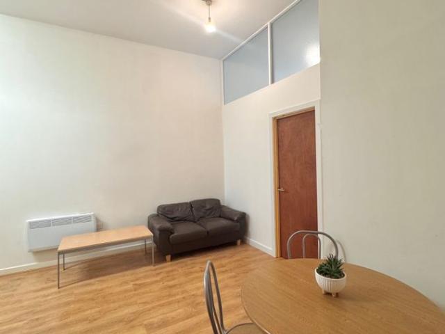 House for rent in Islington, Calderstones