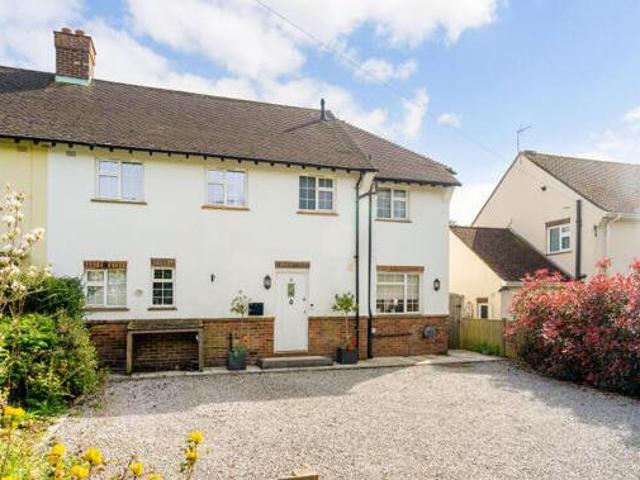 House for sale in Oxted, Hillview