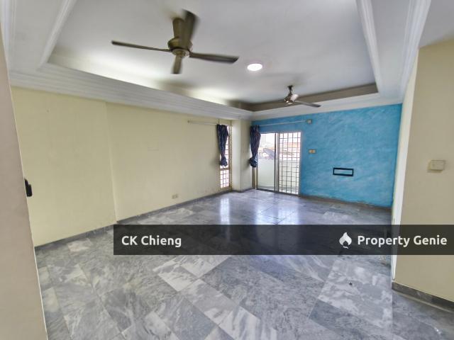 Condominium for sale in Petaling, Subang Jaya