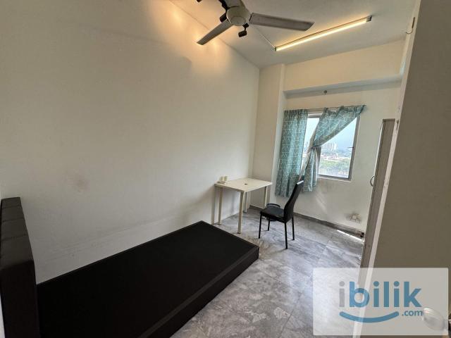 Room for rent in Petaling, Damansara Damai