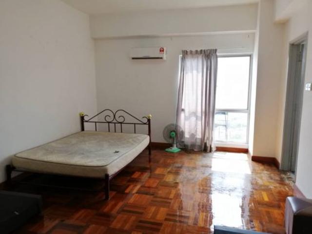 Room for rent in Petaling, Damansara Damai