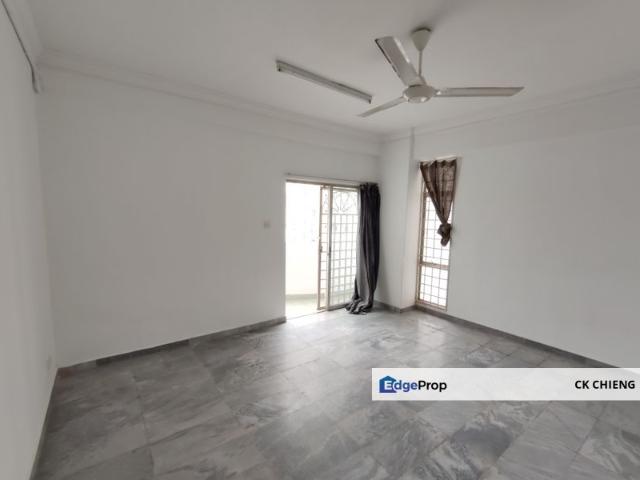 Condominium for sale in Petaling, Damansara Damai