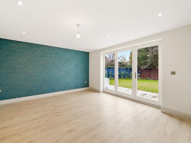 House for rent in Avery Hill, Greater London