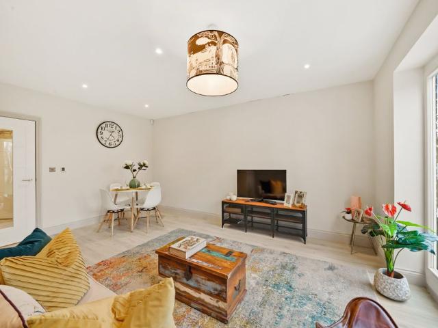 House for rent in Avery Hill, Greater London