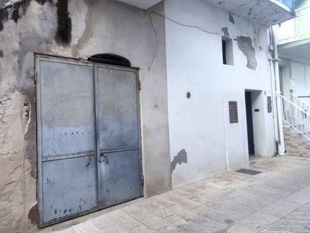 Box in vendita a Bernalda, Basilicata