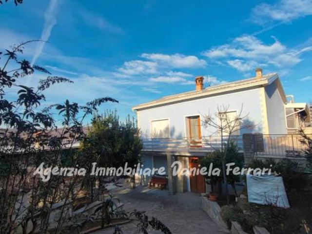Villa Indipendente in vendita a Unione dell'Appennino Bolognese, Castel D'aiano
