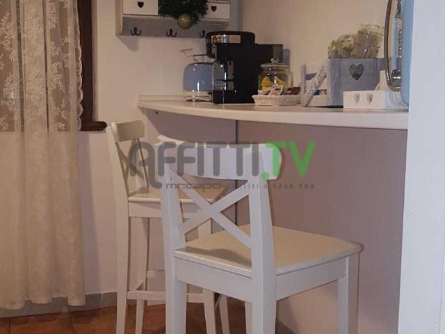 Appartamento in affitto a Pontecimato, Carrara