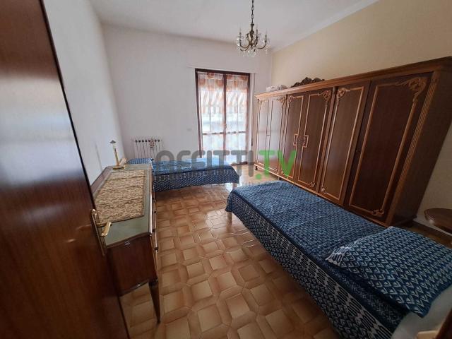 Villa Indipendente in affitto a Carrara, Toscana