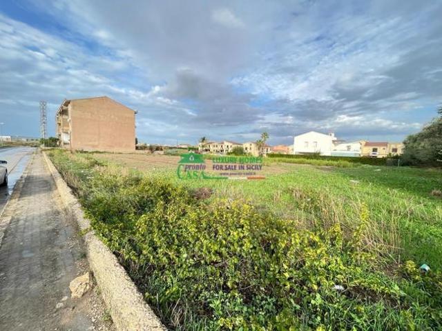Terreno in vendita a Mazzarrone, Sicilia