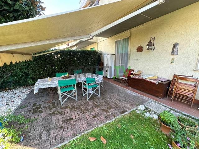 Appartamento in affitto a Marina di Massa, Marina Di Massa