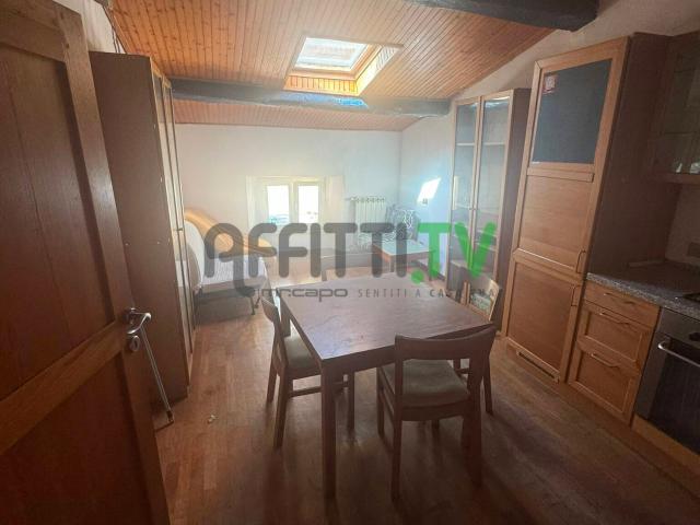 Appartamento in affitto a Fabbrica, Carrara
